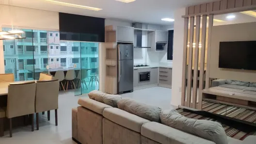Apartamento com 3 Quartos para alugar, 130m² no Meia Praia, Itapema