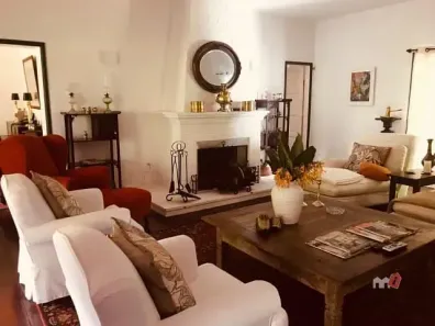 Casa com 4 Quartos à venda, 358m² no Quarteirão Brasileiro, Petrópolis
