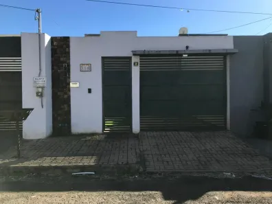 Casa com 3 Quartos para alugar, 80m² no Residencial Primavera, Caldas Novas