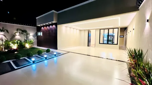Casa com 3 Quartos à venda, 232m² no Parque Amazônia, Goiânia