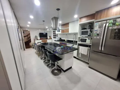 Casa de Condomínio com 5 Quartos à venda, 300m² no Jardim Rosa Maria, São Paulo