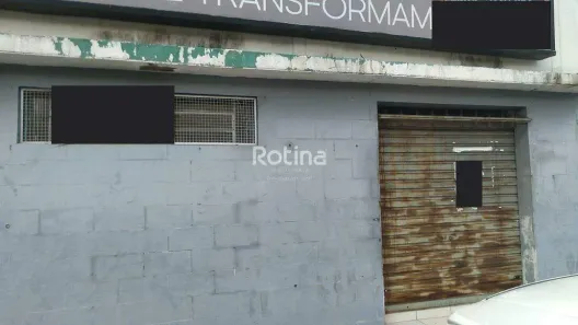 Ponto Comercial para alugar, 623m² no Daniel Fonseca, Uberlândia