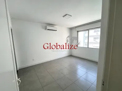 Apartamento com 2 Quartos à venda, 75m² no José Menino, Santos