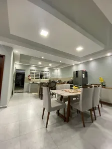 Casa com 3 Quartos à venda, 220m² no Parque São Cristóvão, Taubaté