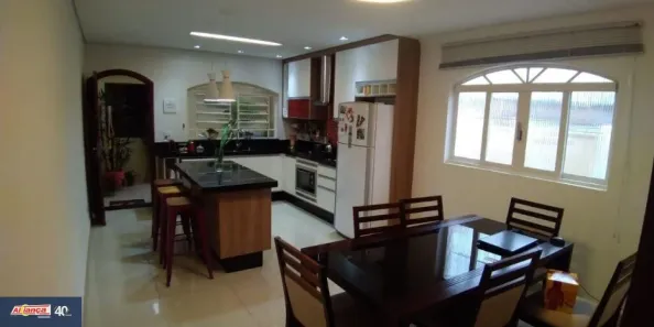 Sobrado com 3 Quartos à venda, 137m² no Cidade Brasil, Guarulhos