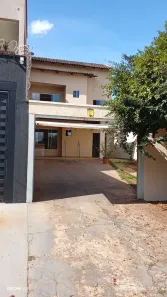 Sobrado com 4 Quartos para venda ou aluguel, 184m² no Setor Jaó, Goiânia