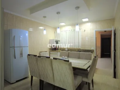 Sobrado com 3 Quartos à venda, 219m² no Vila Metalúrgica, Santo André