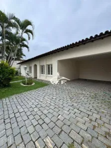 Casa com 3 Quartos à venda, 302m² no Nova Guará, Guaratinguetá
