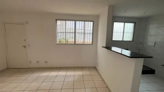 Apartamento com 2 Quartos para alugar, 45m² no Cabral, Contagem