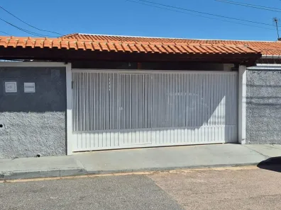 Casa com 3 Quartos à venda, 215m² no Jardim Tamoio, Jundiaí