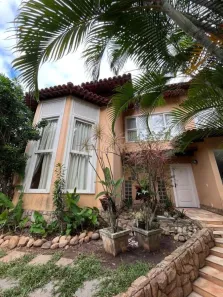 Casa com 3 Quartos à venda, 260m² no Itacoatiara, Niterói