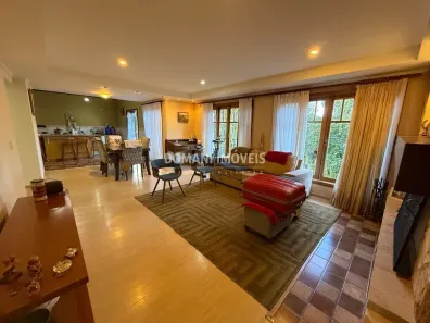 Casa com 3 Quartos à venda, 214m² no Abernéssia, Campos do Jordão
