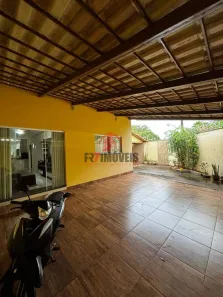 Casa com 3 Quartos à venda, 190m² no Parque das Flores, Goiânia