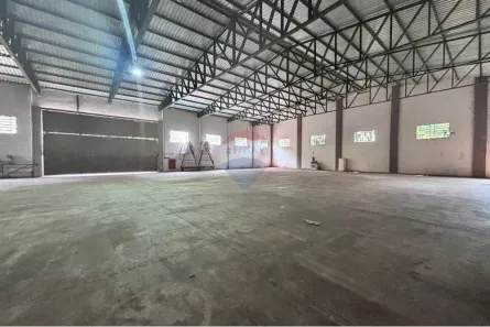 Galpão/Depósito/Armazém para alugar, 1100m² no Vitoriana, Botucatu