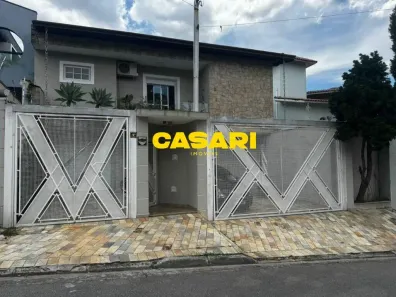 Sobrado com 4 Quartos à venda, 325m² no Independência, São Bernardo do Campo
