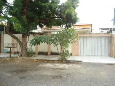 Sobrado com 5 Quartos à venda, 396m² no Papicu, Fortaleza