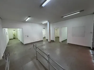 Ponto Comercial para alugar, 200m² no Centro, Londrina