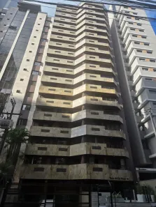 Apartamento com 5 Quartos à venda, 250m² no Água Verde, Curitiba