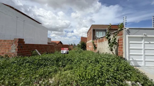 Lote/Terreno à venda, 210m² no Senador Carlos Jereissati, Pacatuba