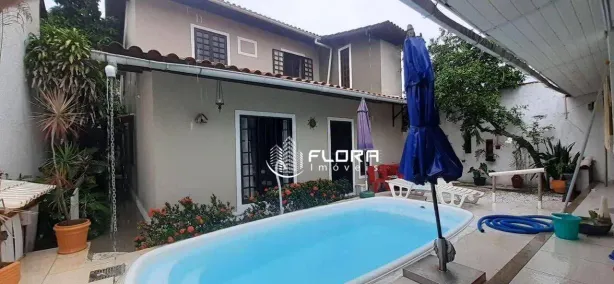 Casa com 4 Quartos à venda, 200m² no Piratininga, Niterói