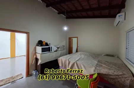 Casa de Condomínio com 3 Quartos à venda, 1000m² no Taguatinga Norte, Brasília