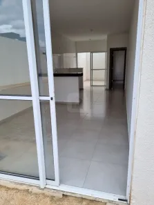 Casa com 2 Quartos à venda, 50m² no Loteamento Residencial Pequis, Uberlândia