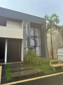 Casa com 3 Quartos para alugar, 260m² no Condomínio Residencial Gaudi, Anápolis