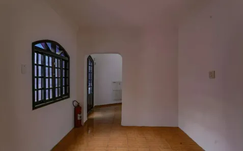 Casa com 5 Quartos para alugar, 265m² no Vila Moinho Velho, São Paulo