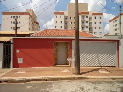 Casa com 4 Quartos à venda, 240m² no Jardim Paulistano, Americana