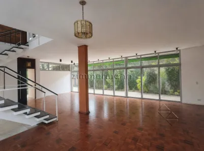 Casa com 3 Quartos para alugar, 322m² no Lapa, São Paulo