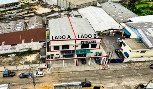 Galpão/Depósito/Armazém à venda, 218m² no Chácara do Solar I (Fazendinha), Santana de Parnaíba