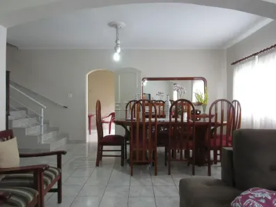 Sobrado com 4 Quartos à venda, 500m² no Parque das Nações, Santo André