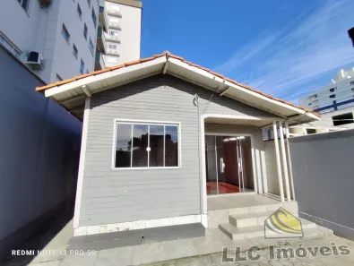 Casa com 3 Quartos para alugar, 115m² no Centro, Imbituba