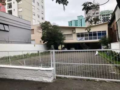 Casa com 1 Quarto à venda, 470m² no Centro, Caxias do Sul