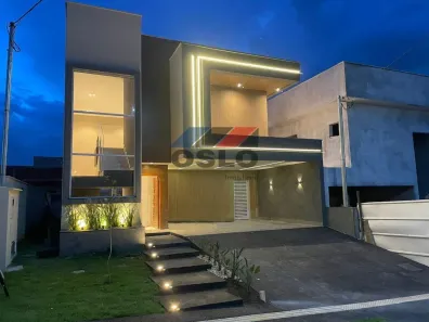 Sobrado com 4 Quartos à venda, 270m² no Jardins Capri, Senador Canedo