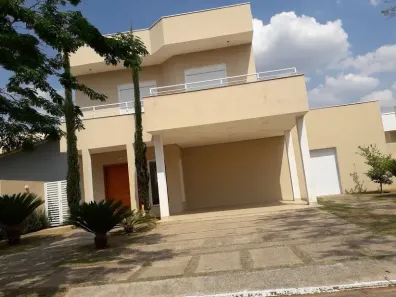 Sobrado com 4 Quartos à venda, 330m² no Jundiacanga, Araçoiaba da Serra