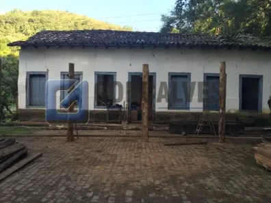 Fazenda/Sítio com 3 Quartos à venda, 650m² no , Aparecida