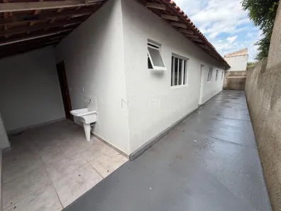 Casa com 2 Quartos para alugar, 60m² no Jardim do Carmo, Araraquara