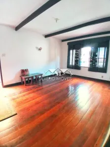 Casa com 3 Quartos para alugar, 150m² no Castelanea, Petrópolis