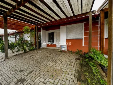 Casa de Condomínio com 2 Quartos à venda, 51m² no Olaria, Canoas