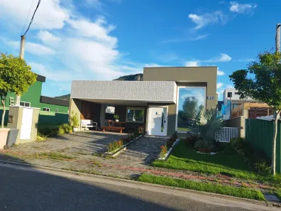 Casa de Condomínio com 3 Quartos à venda, 200m² no Inoã (Inoã), Maricá