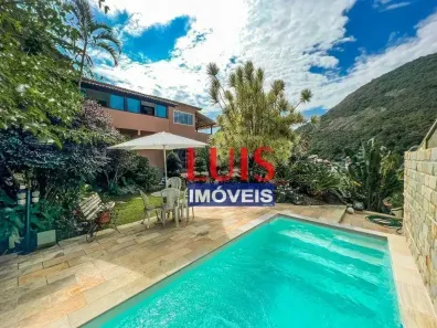 Casa com 4 Quartos à venda, 374m² no Itacoatiara, Niterói