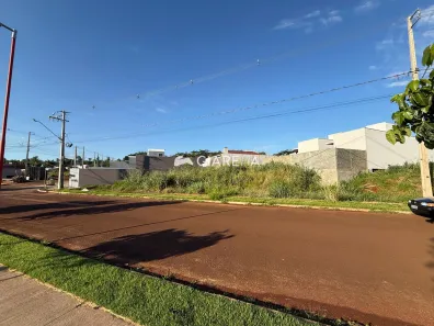 Lote/Terreno à venda, 284m² no Jardim Coopagro, Toledo