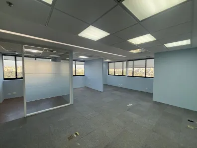 Sala Comercial para venda ou aluguel, 180m² no Itaim Bibi, São Paulo
