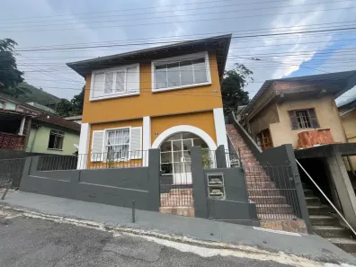 Casa com 3 Quartos para alugar, 67m² no Morin, Petrópolis