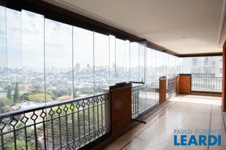 Apartamento com 4 Quartos à venda, 330m² no Consolação, São Paulo
