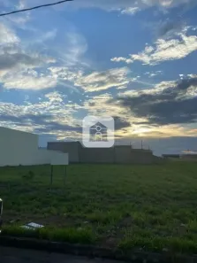 Lote/Terreno à venda, 340m² no Residencial Lago Azul, Uberlândia
