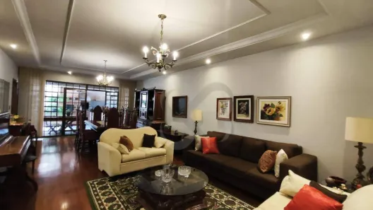 Casa com 4 Quartos à venda, 300m² no Jardim Alvorada, Londrina
