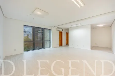 Sala Comercial para alugar, 103m² no Petrópolis, Porto Alegre
