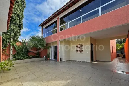 Casa com 4 Quartos à venda, 238m² no Belmira Novaes, Peruíbe
